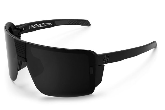 Black Black Angle 3f84deb0 9aa7 4012 8e0a 1ddf7e30821c