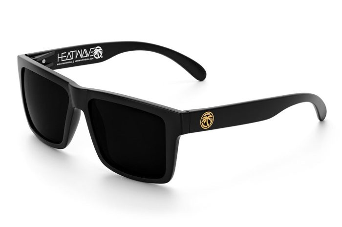 Black Black Ultra Angle2