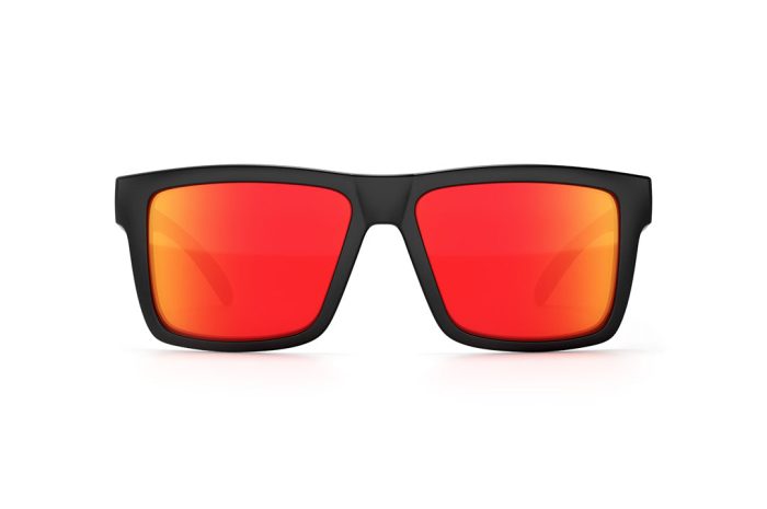 Black Sunblast Front 079d5a3d 8191 4b03 bc22 c31d17376d47