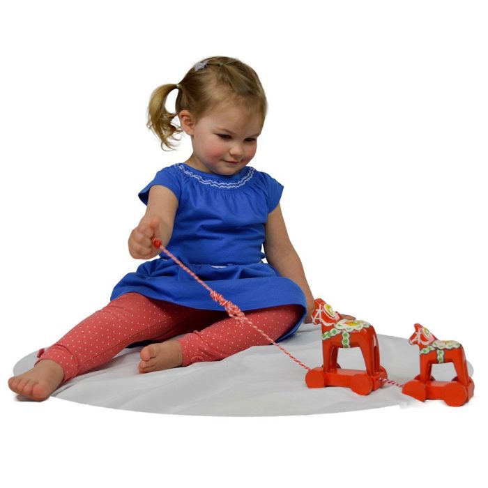 DalaHorseToyred