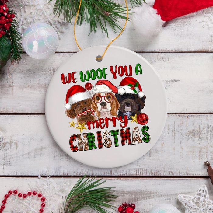 FORPRODUCTWeWoofYouaMerryChristmasCuteDogsOrnament PetThemeHolidayDecoration3DRealisticMockup 08new