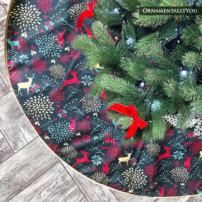 ForProduct 01GoldandRedDeerDecorationPatternHolidayTreeSkirt