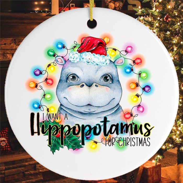 ForProductHippopotamusChristmasOrnamentChristmasTreeRusticRoomOrnamentMockup