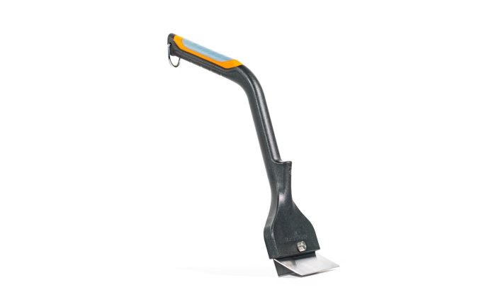 heavy duty scraper with signature series handle 377410